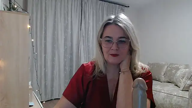 EleanoraDream online show from January 5, 2026, 5:27 pm