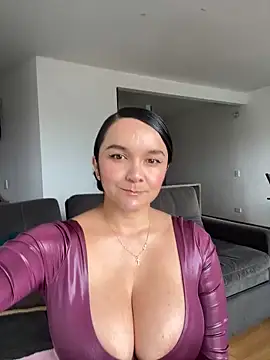 Nova Gabriela online show from September 30, 2025, 3:18 pm