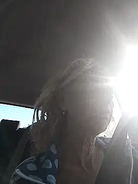 clarabell4 online show from September 27, 2025, 7:25 am