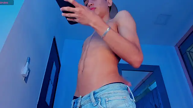 Sebax Young online show from July 29, 2026, 8:41 pm