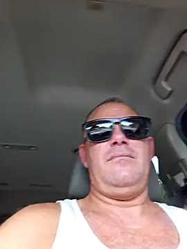 cubanitofeliz40 online show from October 6, 2025, 6:19 pm