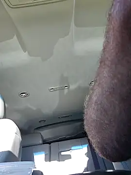 cubanitofeliz40 online show from October 30, 2025, 9:33 pm