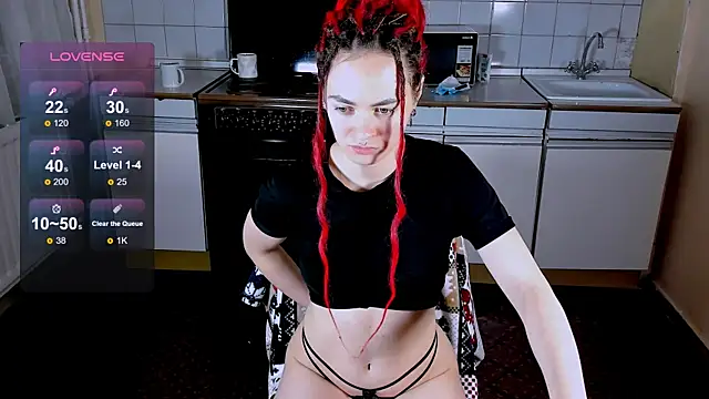 Georgia  Miller online show from December 4, 2025, 8:41 pm