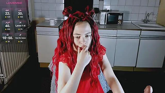 Georgia  Miller online show from September 19, 2025, 5:50 pm