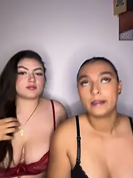 nicolexxaleja online show from June 7, 2026, 3:12 am