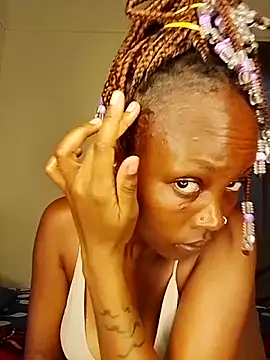 SeffieLucy online show from February 6, 2026, 1:29 pm