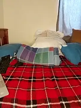 SeffieLucy online show from March 11, 2026, 6:51 am