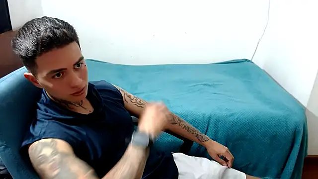 santii ss online show from September 21, 2025, 3:50 pm