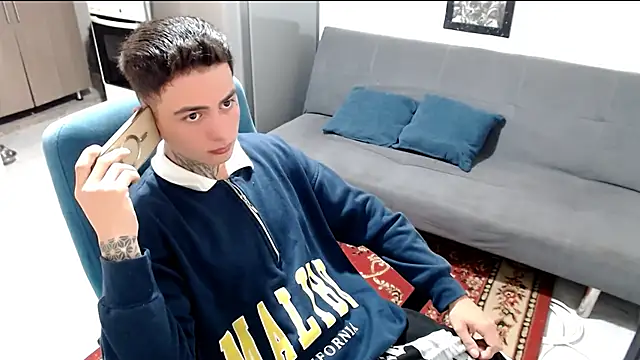 santii ss online show from January 19, 2026, 2:21 pm