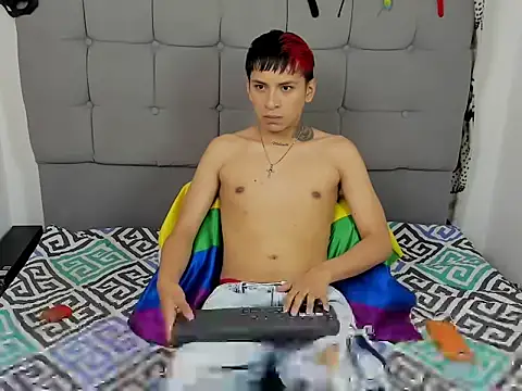 jake hott1 online show from October 1, 2025, 1:59 pm