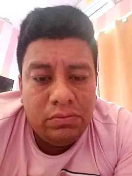 Snapshot of JesVel chatting on October 27, 2025, 6:53 pm JesVel online show from October 27, 2025, 6:53 pm