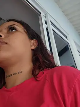 Yessica Lopezz online show from May 7, 2026, 11:57 am