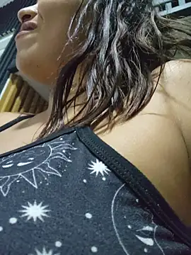 Snapshot of Yessica_Lopezz chatting on June 20, 2026, 11:37 am Yessica Lopezz online show from June 20, 2026, 11:37 am