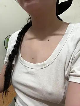 LinYi Office online show from December 17, 2025, 9:42 pm