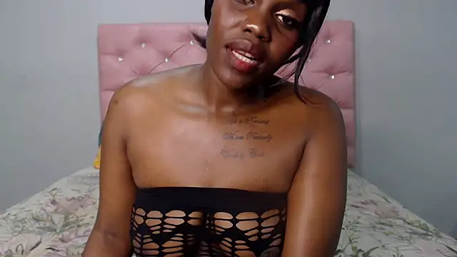 Snapshot of Seductivepreg69 chatting on April 5, 2026, 8:59 pm Seductivepreg69 online show from April 5, 2026, 8:59 pm