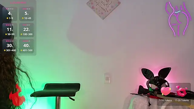 Snapshot of Barbydominant_fetish chatting on June 24, 2026, 5:22 pm Barbydominant fetish online show from June 24, 2026, 5:22 pm