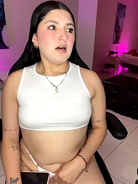 Celestee69 online show from November 11, 2025, 7:41 pm