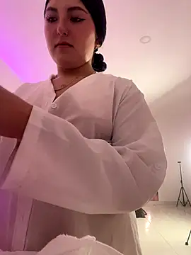 Celestee69 online show from November 13, 2025, 7:40 pm