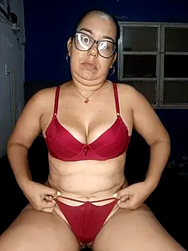 MilfTentasion online show from September 26, 2025, 2:02 pm