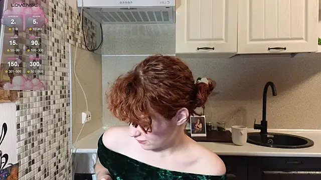 jelly cherry online show from November 11, 2025, 10:04 pm