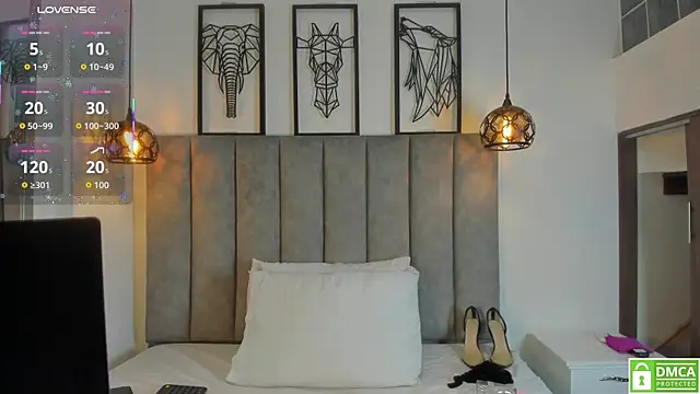 Gia Scott online show from September 15, 2025, 3:07 am