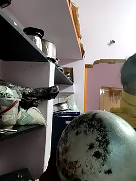 kavinila143 online show from September 22, 2025, 12:49 am