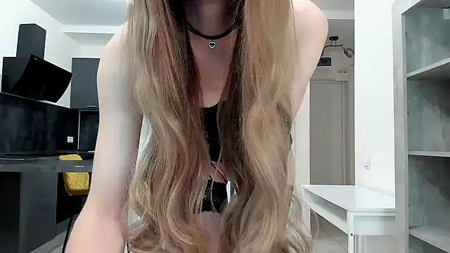Kitty Player online show from July 10, 2026, 10:37 am