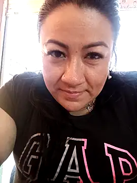 Snapshot of Clunita chatting on March 17, 2026, 10:57 pm Clunita online show from March 17, 2026, 10:57 pm