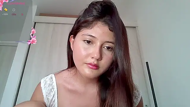 Snapshot of amy_innocent_1 chatting on July 15, 2026, 5:31 pm amy innocent 1 online show from July 15, 2026, 5:31 pm