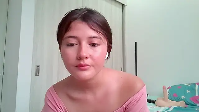 Snapshot of amy_innocent_1 chatting on July 17, 2026, 3:42 pm amy innocent 1 online show from July 17, 2026, 3:42 pm