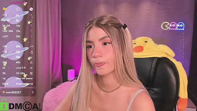 Arinextdoor online show from September 24, 2025, 10:16 pm