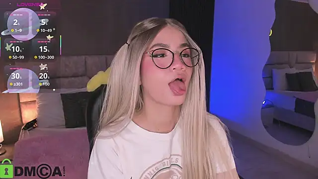 Arinextdoor online show from November 20, 2025, 11:36 pm