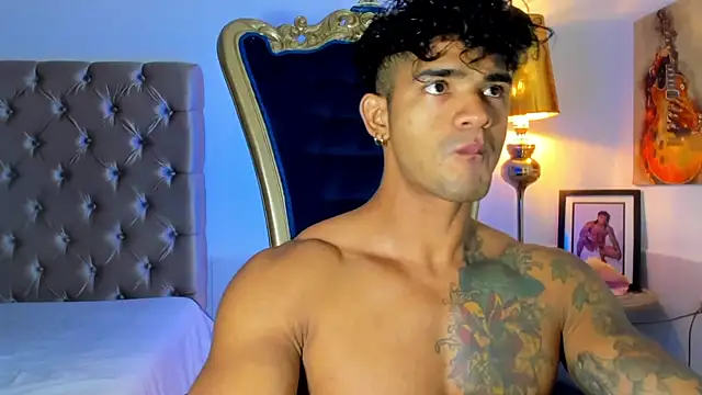 antonio  444 online show from June 21, 2026, 1:22 am