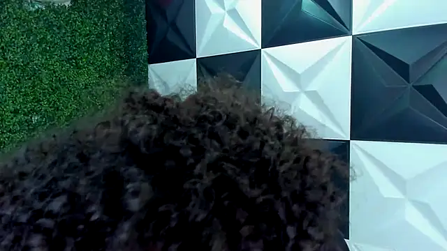 Xfire boy69 online show from October 21, 2025, 4:28 pm