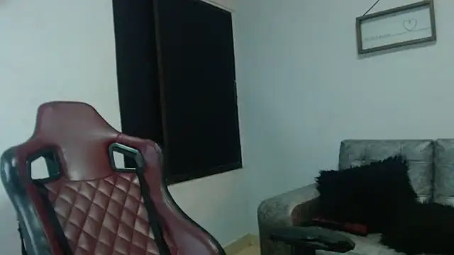 Xfire boy69 online show from October 25, 2025, 9:26 pm