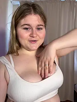 Snapshot of Monahosks chatting on March 22, 2026, 6:48 am Monahosks online show from March 22, 2026, 6:48 am