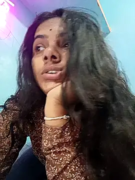 sofia-xy online show from February 11, 2026, 7:52 am