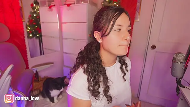 Dannaa Lovs online show from November 20, 2025, 5:13 pm