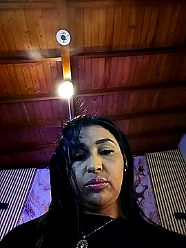 Snapshot of IvyShine7 chatting on June 21, 2026, 6:46 pm IvyShine7 online show from June 21, 2026, 6:46 pm