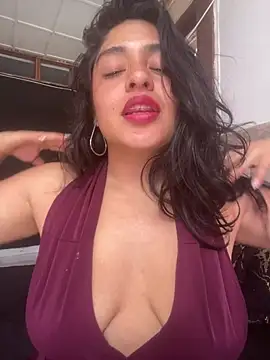EmilyNoir1 online show from June 27, 2026, 5:52 pm