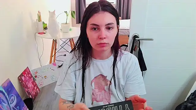 peachyness online show from July 13, 2026, 4:39 pm