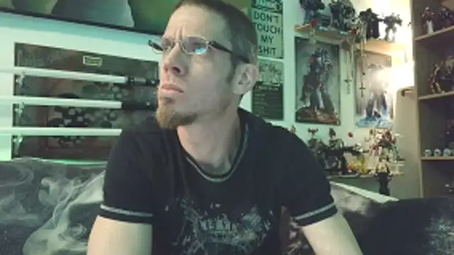 Snapshot of TomXXII chatting on January 5, 2026, 11:30 pm TomXXII online show from January 5, 2026, 11:30 pm