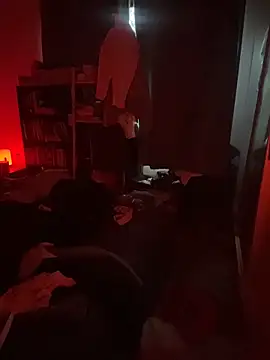 Snapshot of pophiboy chatting on March 14, 2026, 10:43 am pophiboy online show from March 14, 2026, 10:43 am