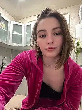 ZariaFlame online show from February 15, 2026, 10:41 pm