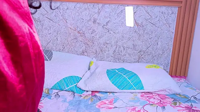 MySugarmoomy online show from December 14, 2025, 12:00 pm