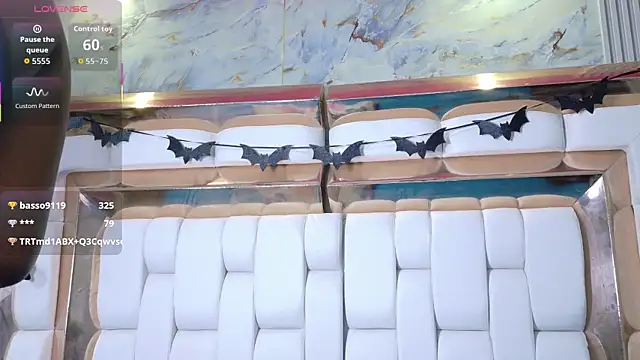 MySugarmoomy online show from October 11, 2025, 7:04 pm