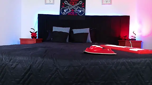 Snapshot of Alisse_Moore chatting on March 5, 2026, 12:24 pm Alisse Moore online show from March 5, 2026, 12:24 pm