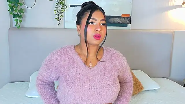 LanaRozz online show from November 28, 2025, 8:31 pm