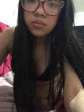 ashleyy20 online show from September 27, 2025, 12:28 am