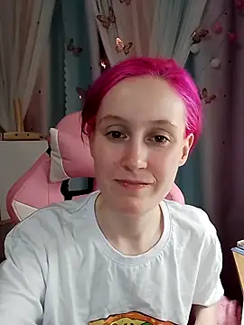 Fuzzy Unicorn online show from October 6, 2025, 7:03 pm